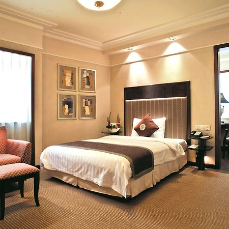 Howard Johnson Ginwa Plaza Hotel Сиан Екстериор снимка