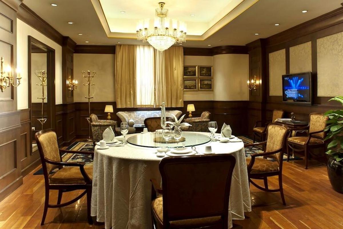 Howard Johnson Ginwa Plaza Hotel Сиан Екстериор снимка