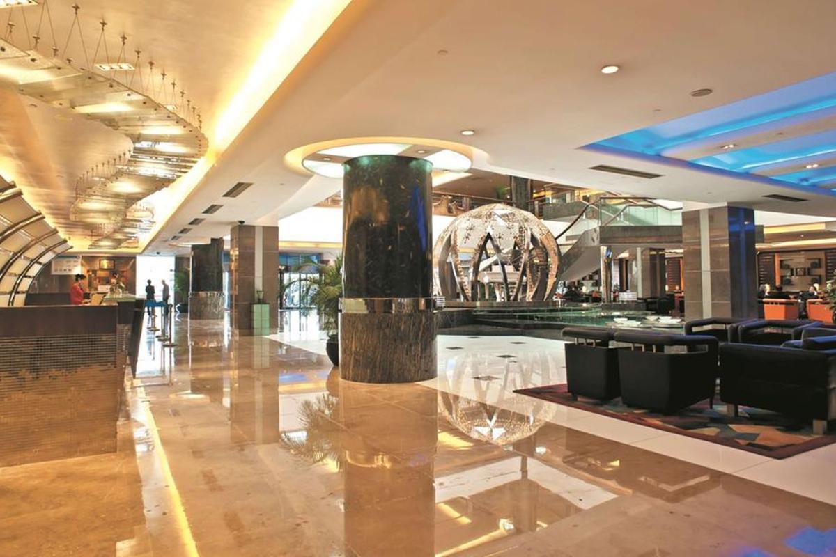 Howard Johnson Ginwa Plaza Hotel Сиан Екстериор снимка