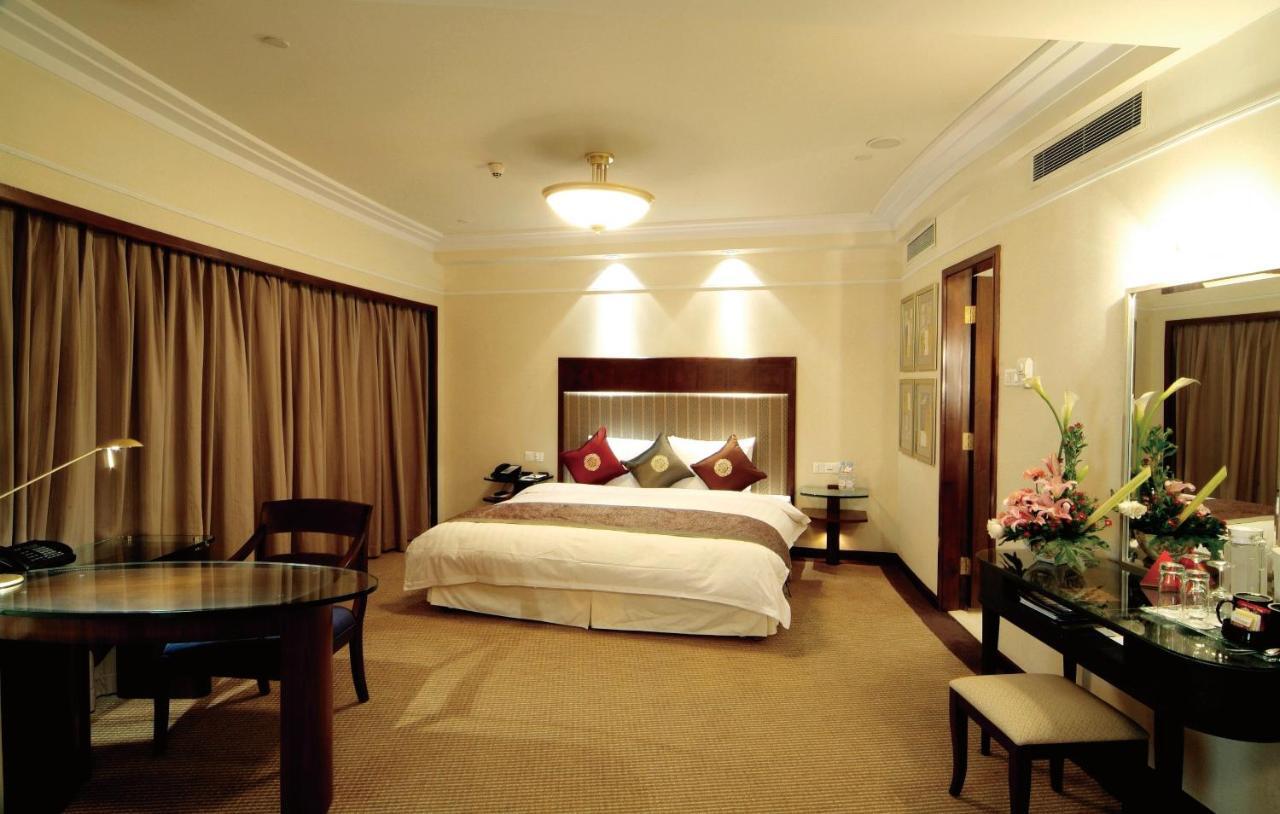 Howard Johnson Ginwa Plaza Hotel Сиан Екстериор снимка